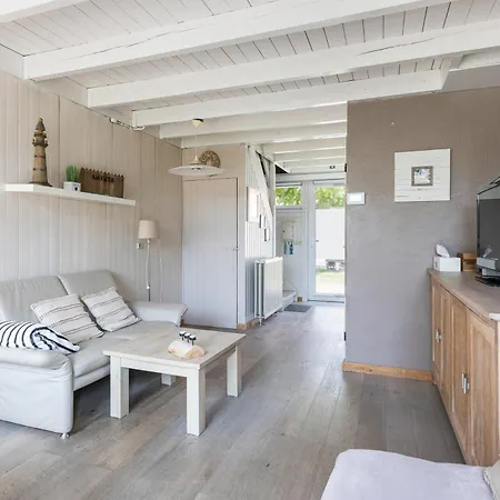 Brik 23 P207 Holiday home